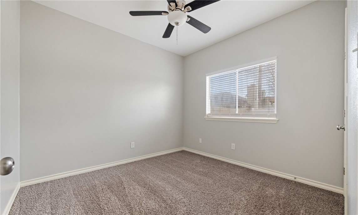 6614 Fenwick Dr Property Photo 13