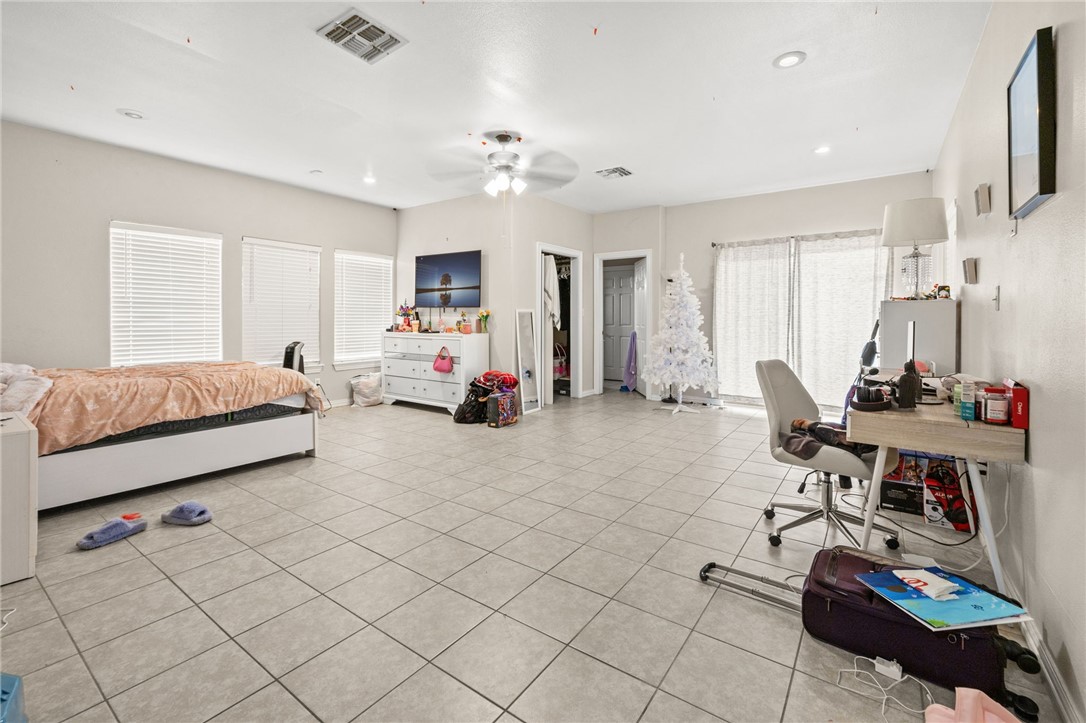 3613 Los Lagos Dr Property Photo 10