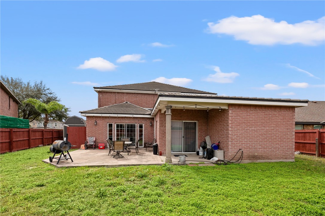 3613 Los Lagos Dr Property Photo 24