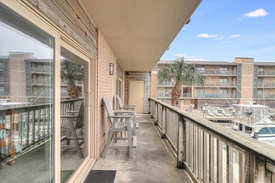 200 W Cotter C1 Property Photo 22