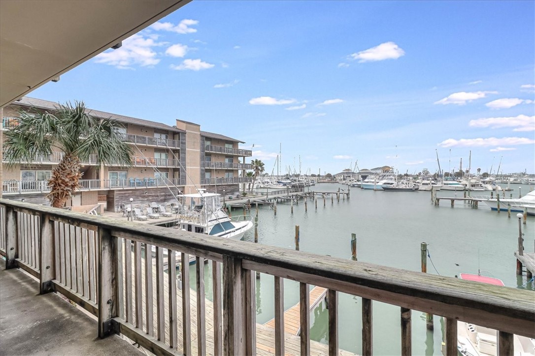 200 W Cotter C1 Property Photo 23