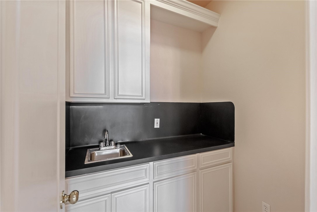 13534 Bullion Ct Property Photo 5