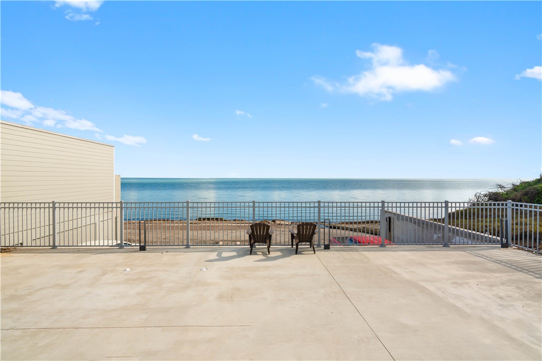3402 Ocean Dr 17 Property Photo 22
