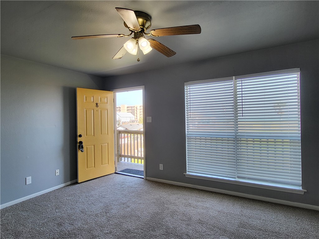 4502 Surfside Blvd 8 Property Photo 3