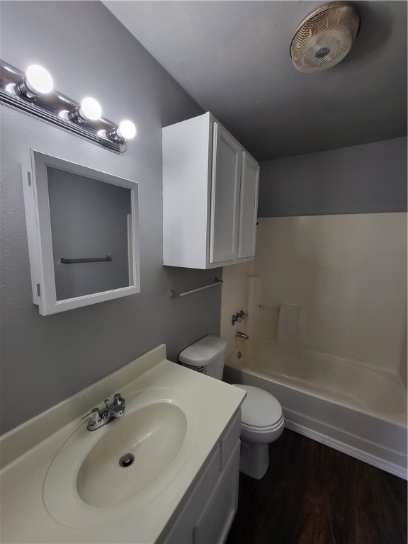 4502 Surfside Blvd 8 Property Photo 10