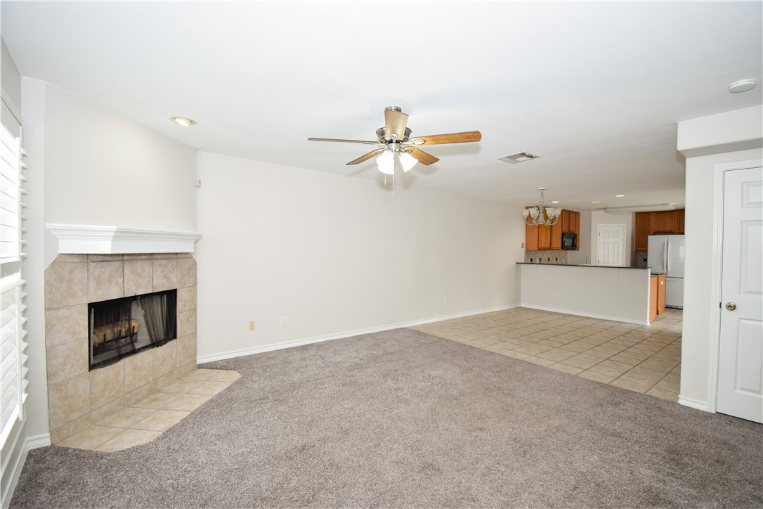14435 Compass St C Property Photo 6