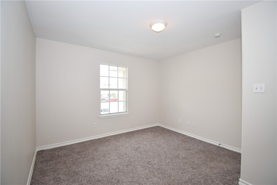 14435 Compass St C Property Photo 26