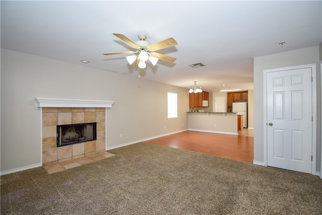 14435 Compass St D Property Photo 11
