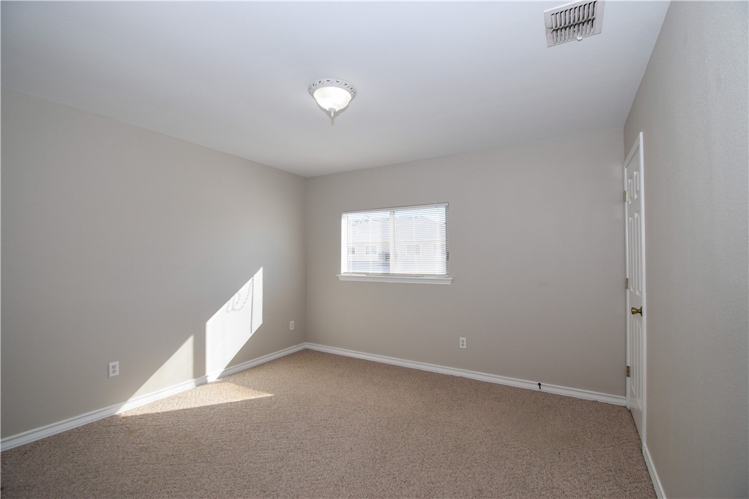 14435 Compass St D Property Photo 17