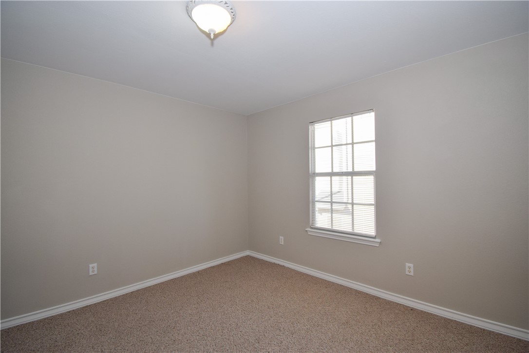 14435 Compass St D Property Photo 20