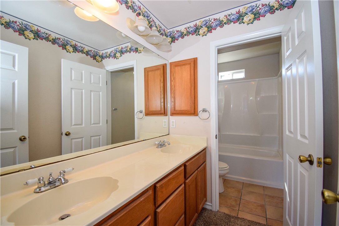 14435 Compass St D Property Photo 24