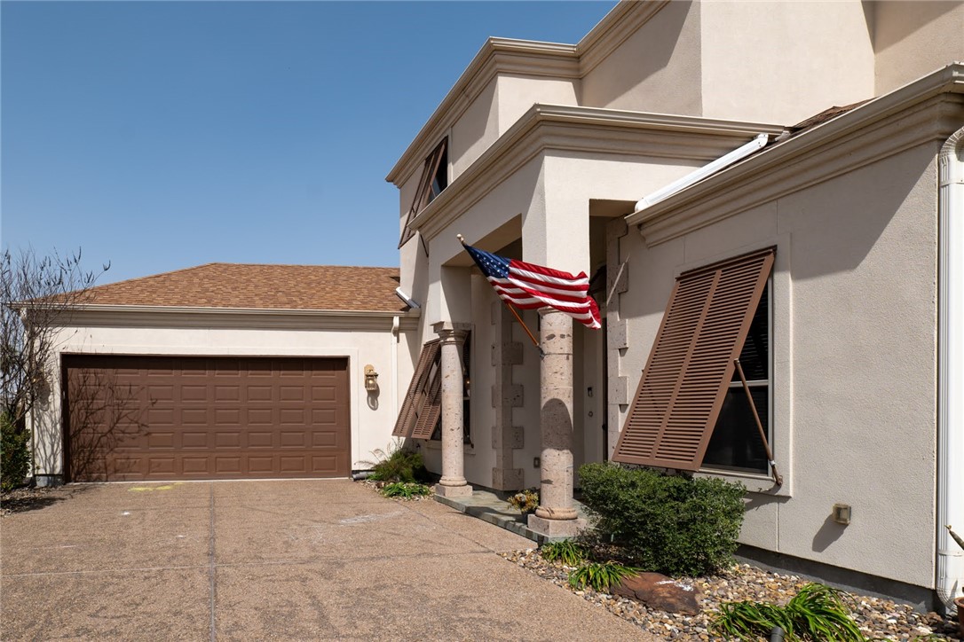 303 Heathercrest Property Photo 4
