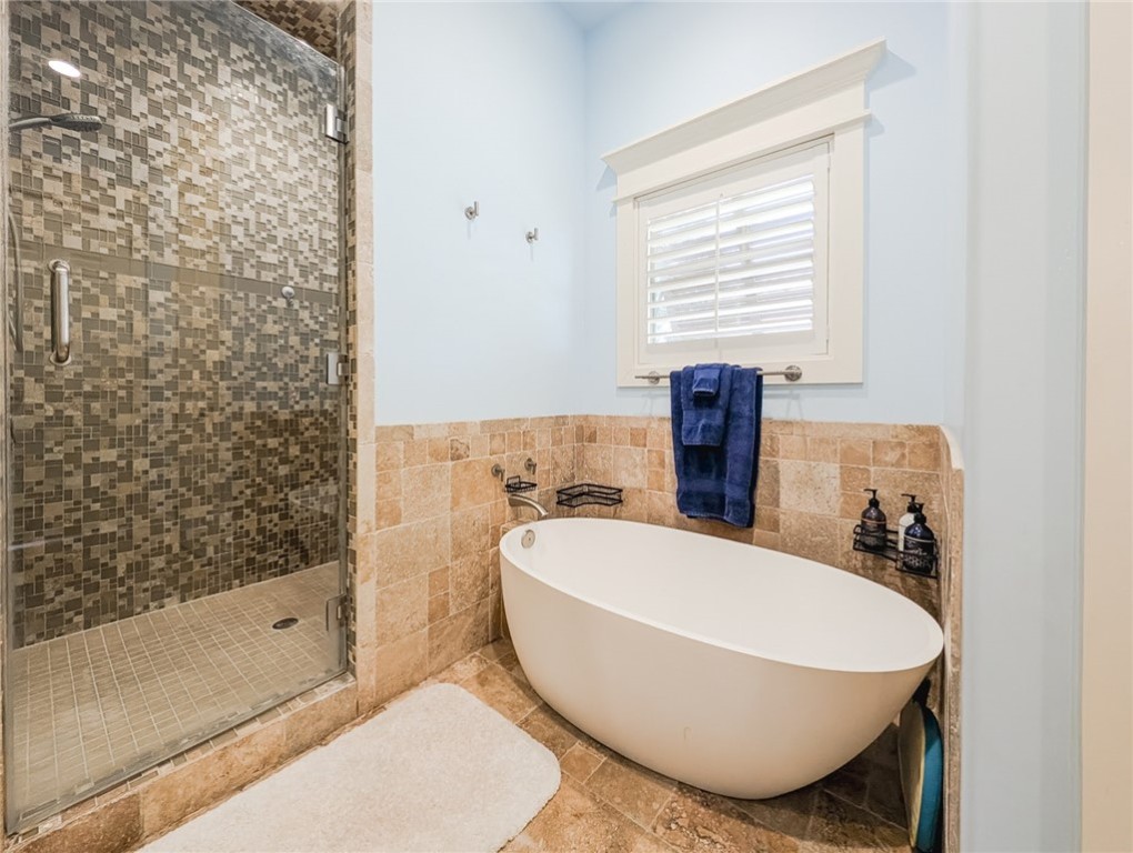 303 Heathercrest Property Photo 17