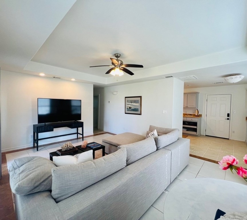 213 W Speckled Trout Property Photo 14