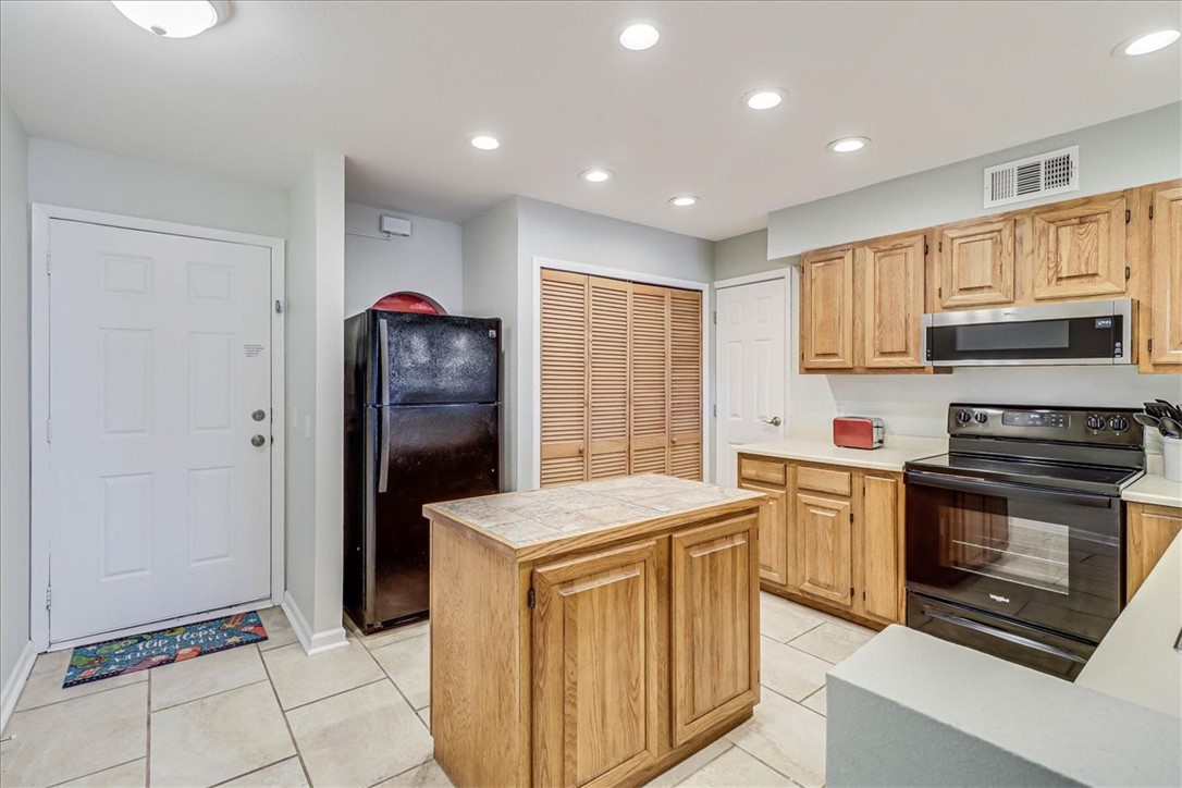 5973 State Highway 361 324 Property Photo 4