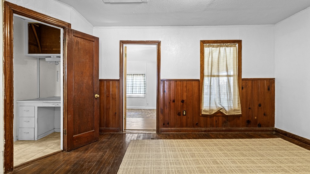 1028 N Church St Property Photo 15