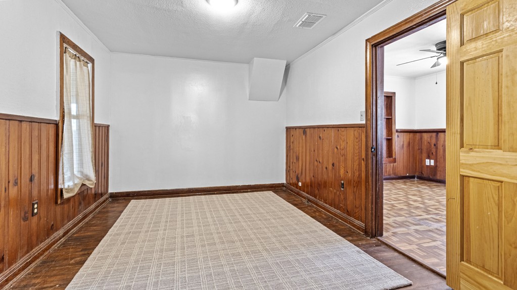 1028 N Church St Property Photo 18