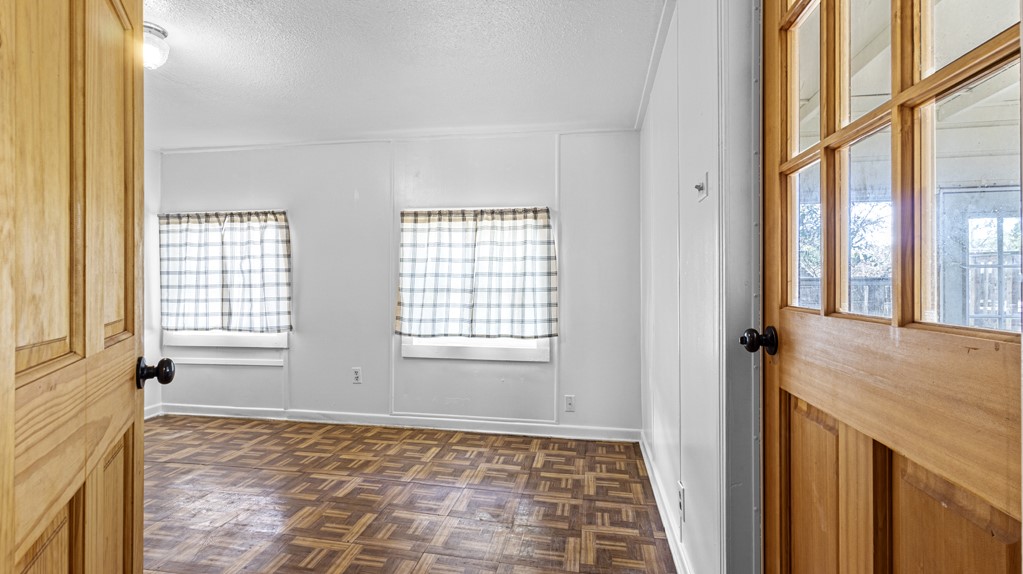 1028 N Church St Property Photo 19
