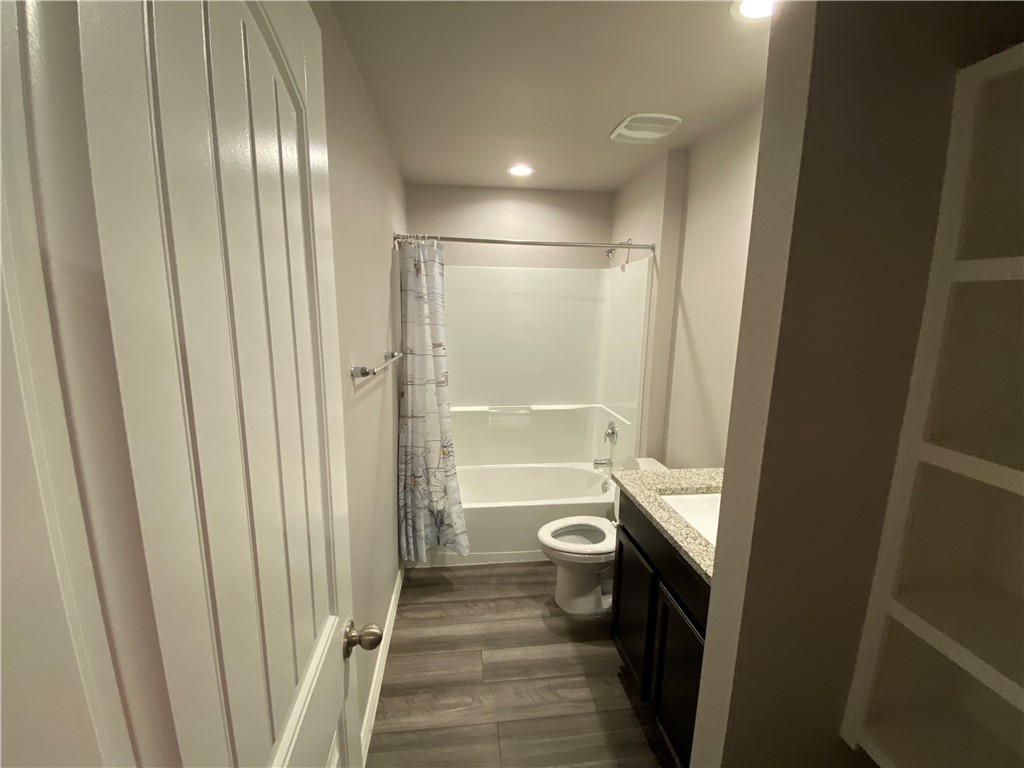 1333 Alexandra Park Lane Property Photo 6