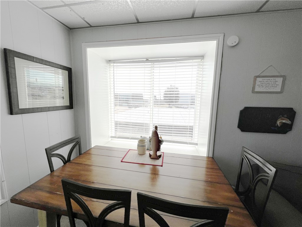 700 Island Retreat 20 Property Photo 15