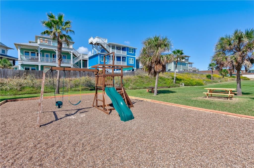 700 Island Retreat 20 Property Photo 23