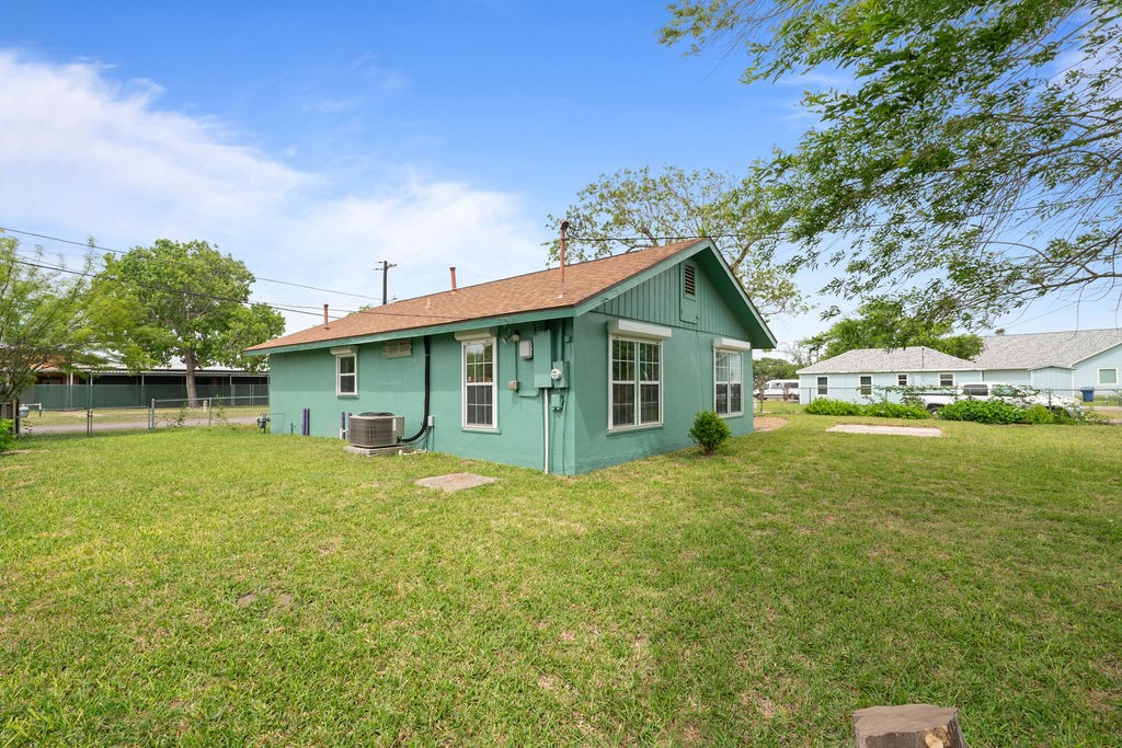 517 N Church St Property Photo 19