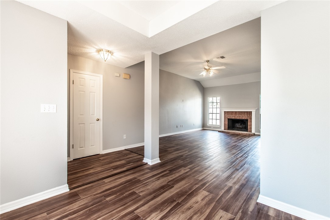 2209 Dorsey St Property Photo 12
