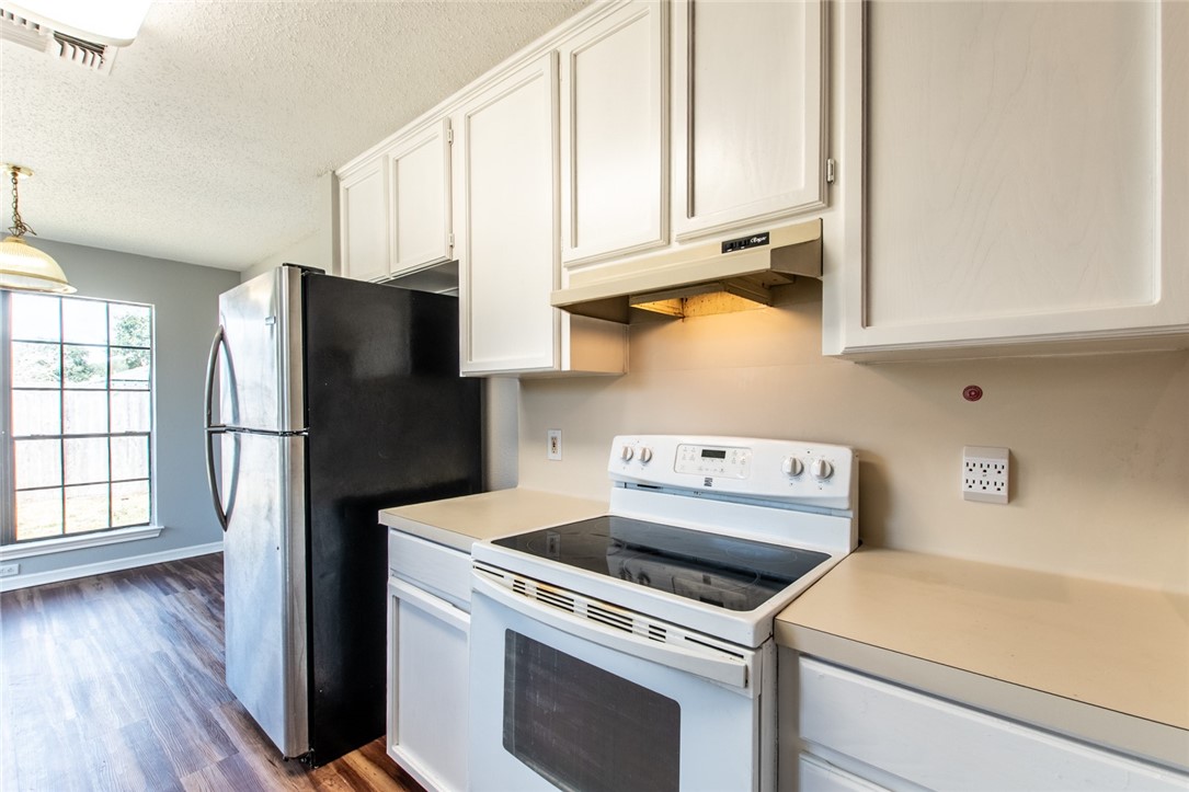 2209 Dorsey St Property Photo 14