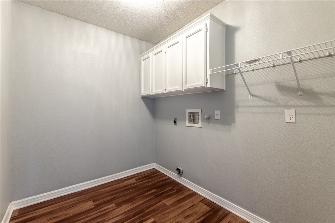 2209 Dorsey St Property Photo 18