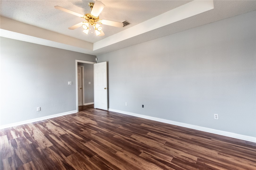 2209 Dorsey St Property Photo 21
