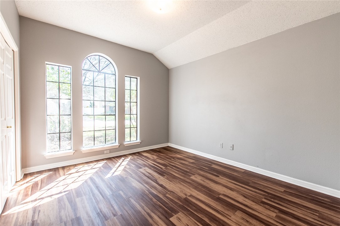 2209 Dorsey St Property Photo 28