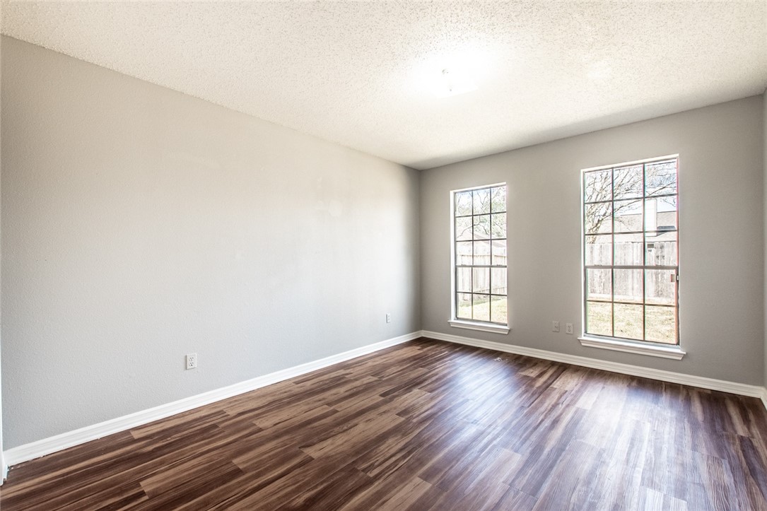 2209 Dorsey St Property Photo 31