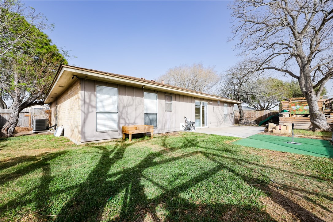 6371 Fitzhugh Dr Property Photo 31