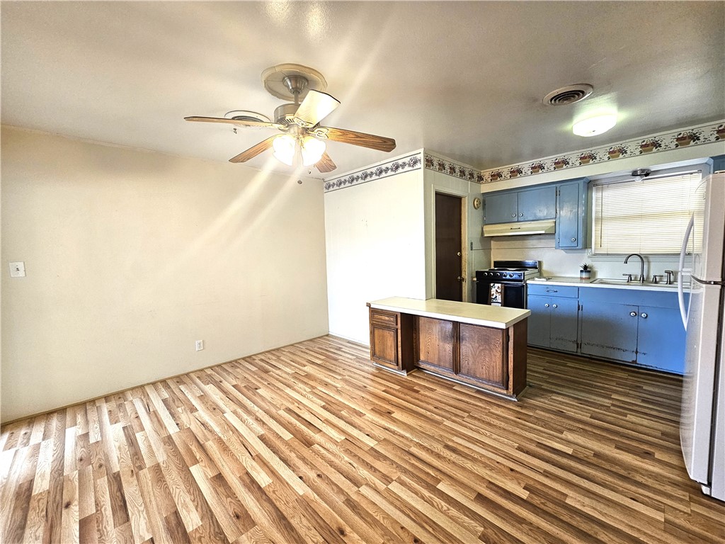 3813 Bentwood Property Photo 5