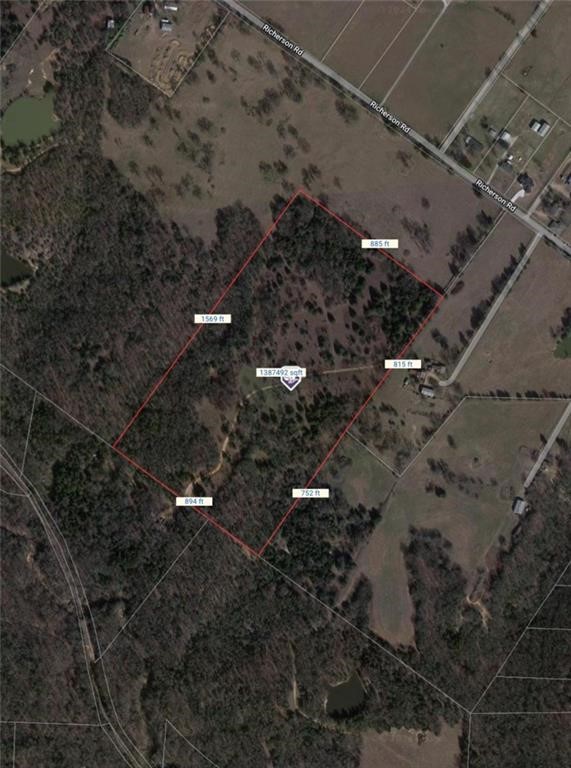 1474 Richardson Rd Property Photo 3