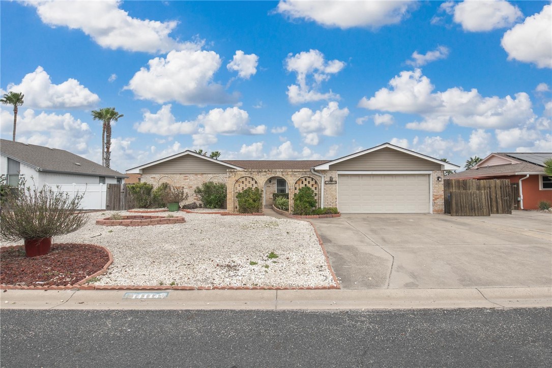 14114 Bounty Ave Property Photo 3