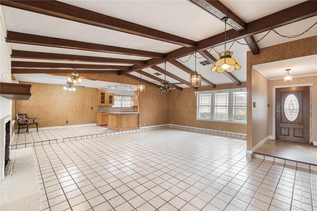 14114 Bounty Ave Property Photo 8