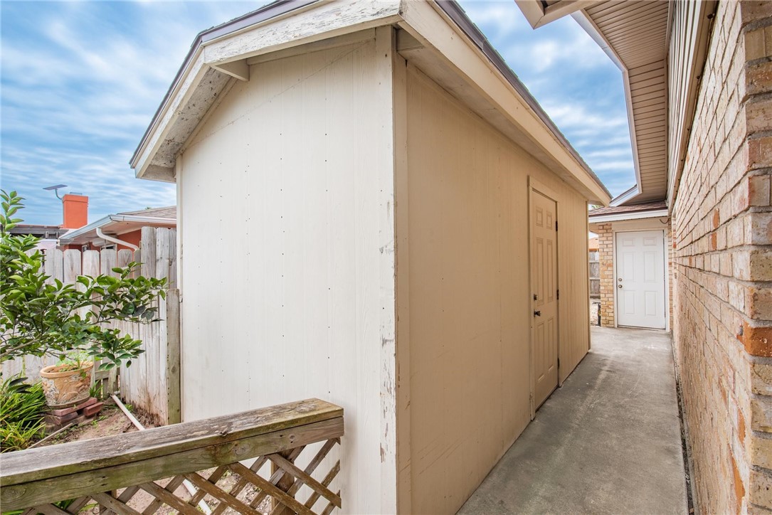 14114 Bounty Ave Property Photo 29