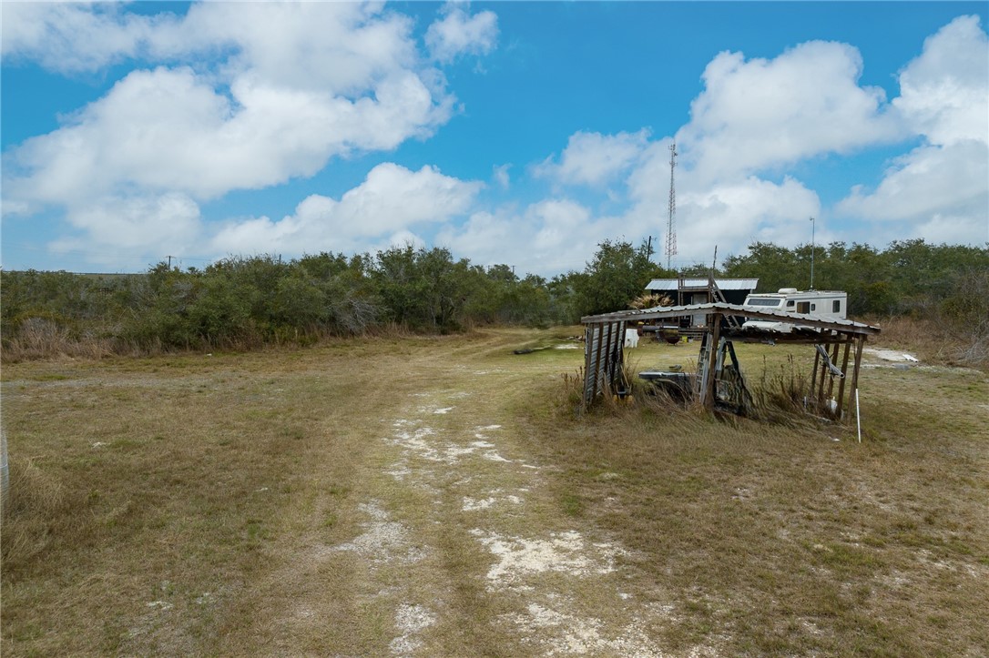 1272 Mack Property Photo 3