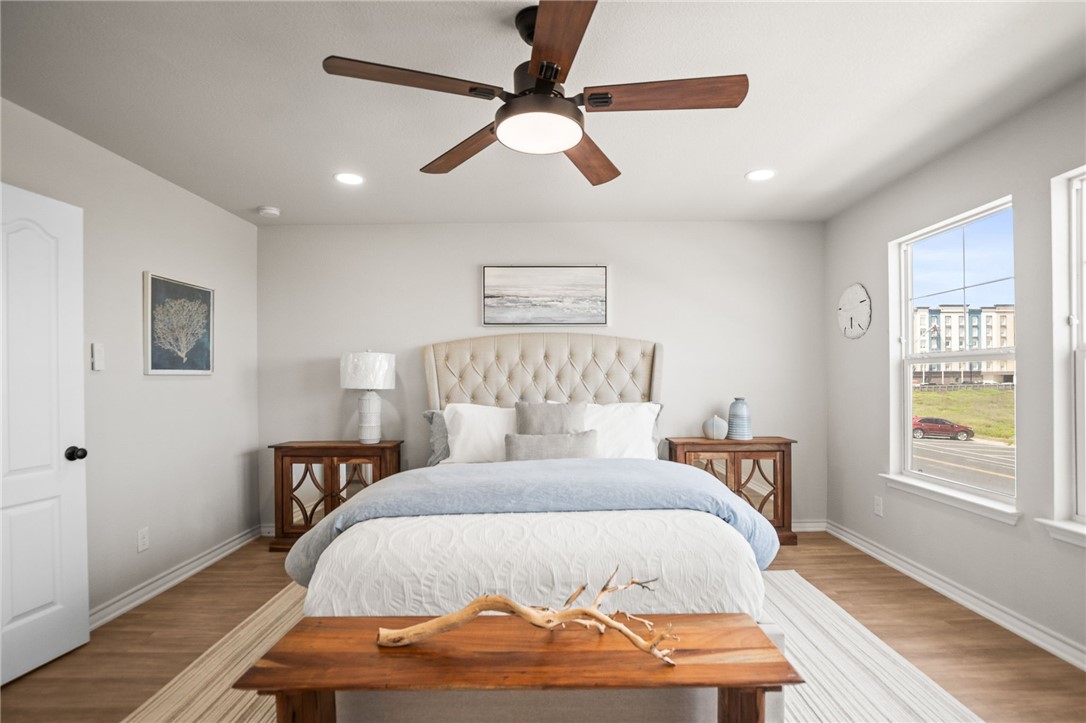 15217 Windward Dr 403 Property Photo 10