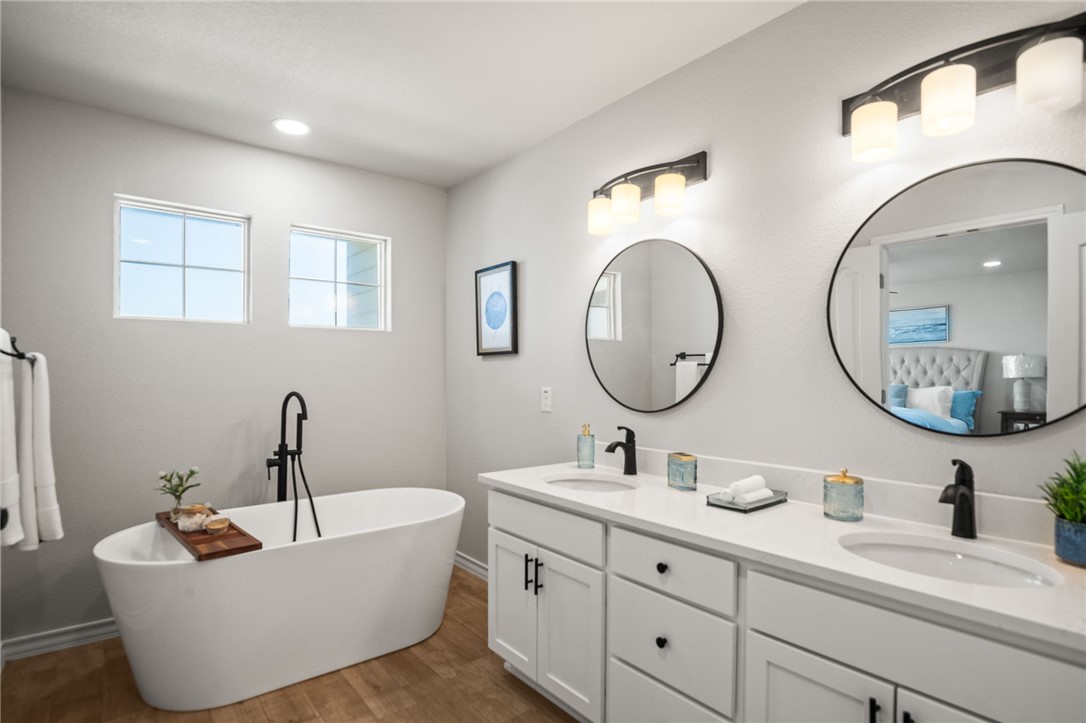 15217 Windward Dr 403 Property Photo 13