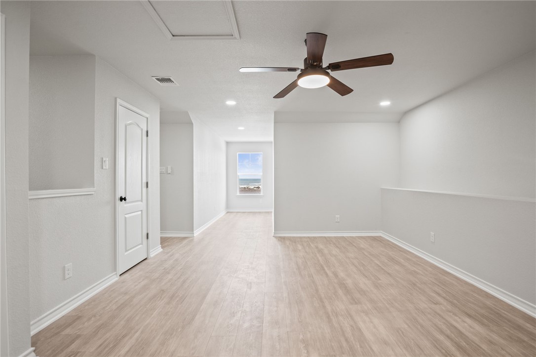 15217 Windward Dr 403 Property Photo 21