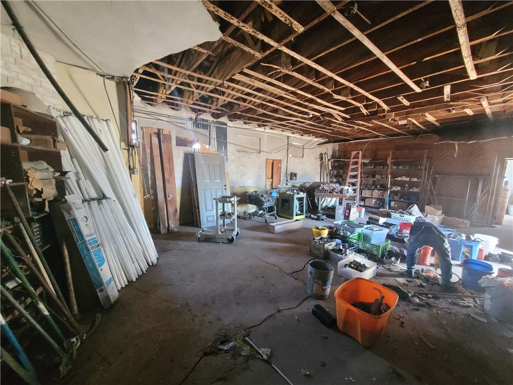 3012 Morgan Ave Property Photo 6