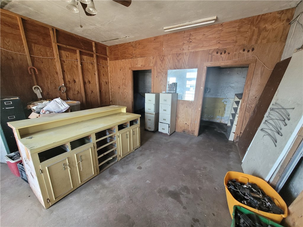 3012 Morgan Ave Property Photo 9
