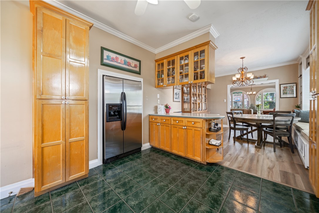 214 Southern Property Photo 16