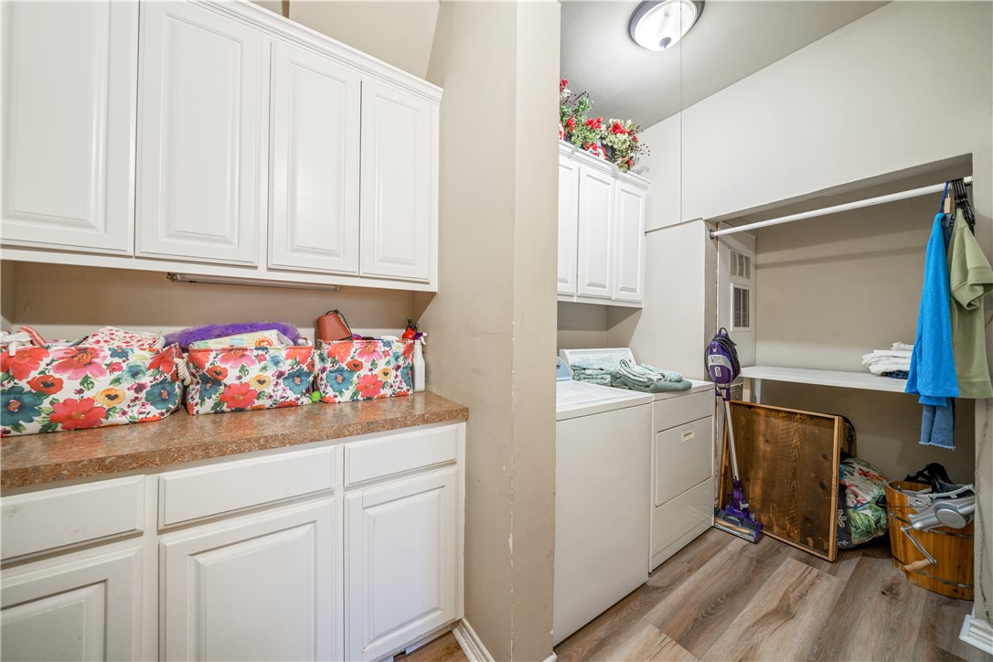 214 Southern Property Photo 23