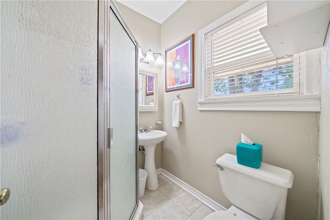 214 Southern Property Photo 24