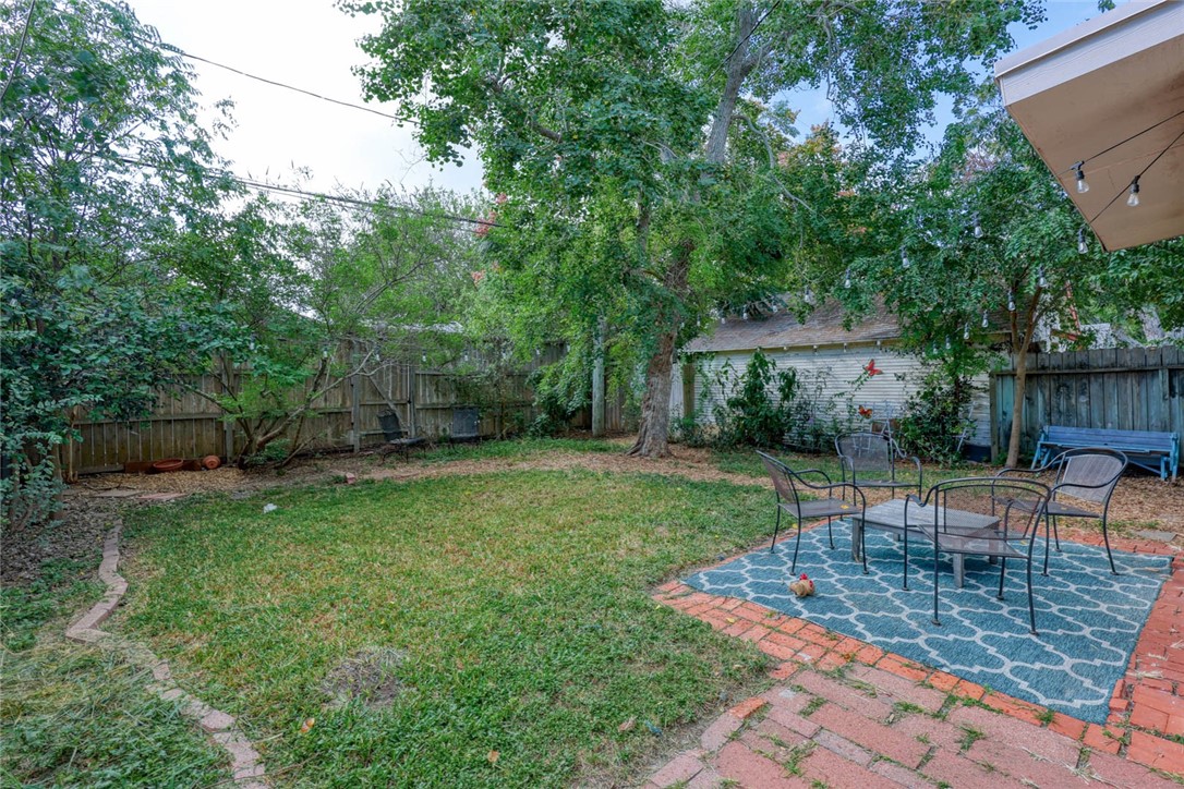 317 Indiana Ave Property Photo 21