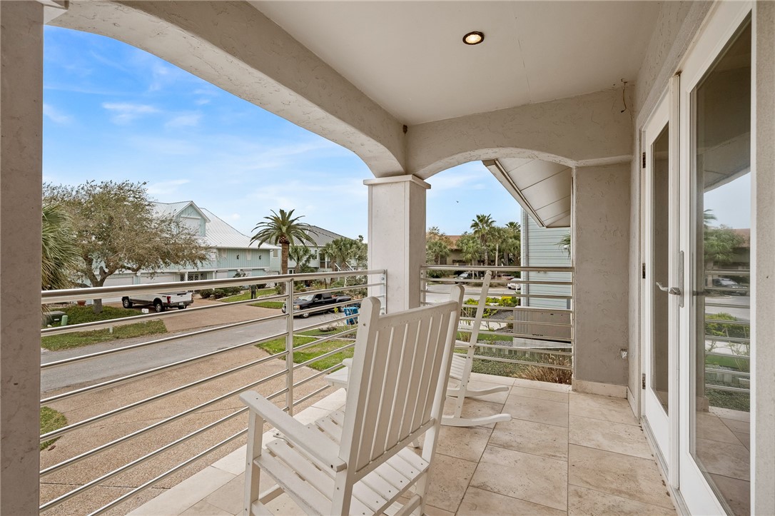 5 Edgewater Lane Property Photo 23
