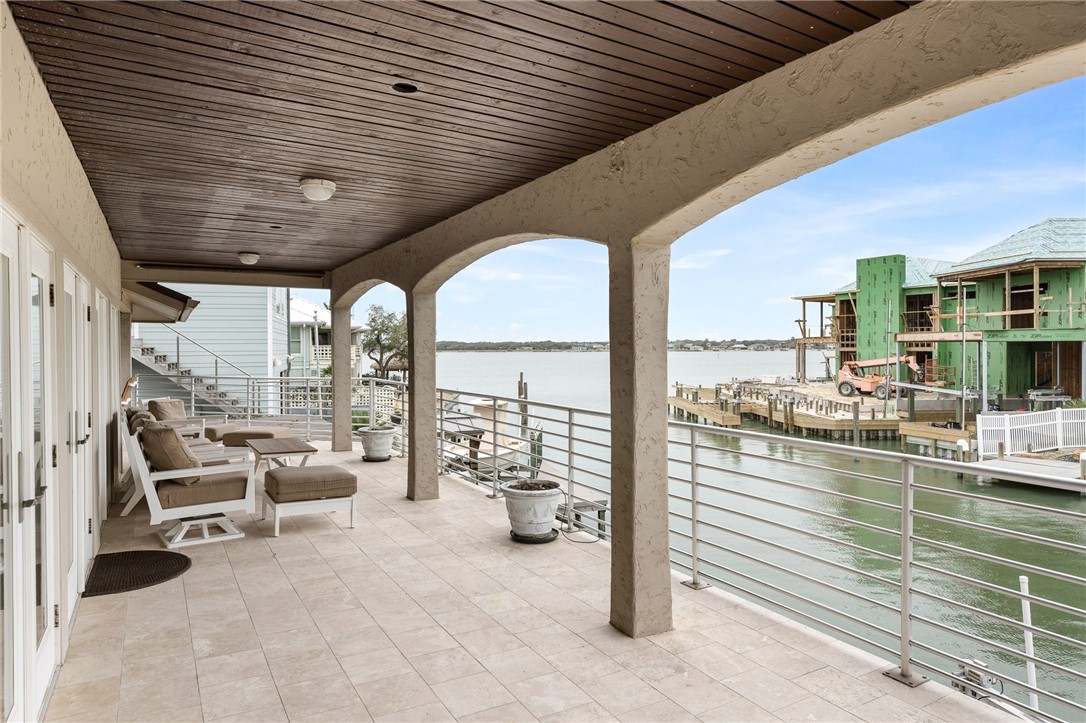 5 Edgewater Lane Property Photo 24